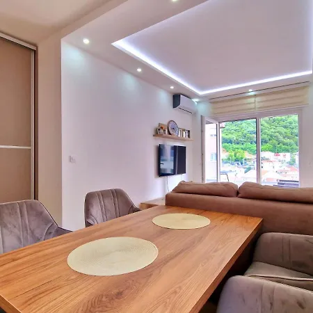 Alara Apartment